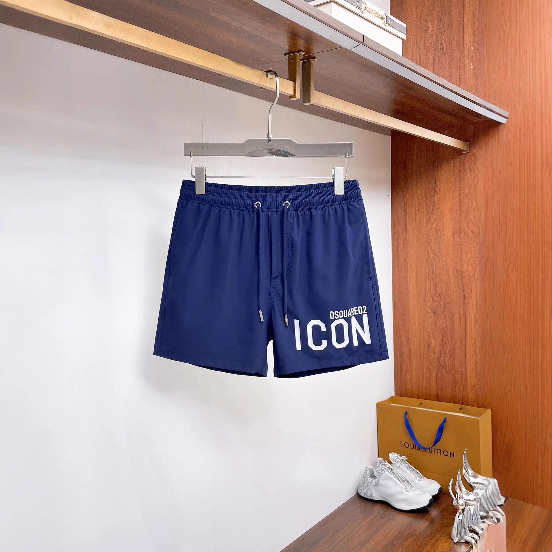 DSQUARED2 Shorts ICON Logo Print Drawstring image 5