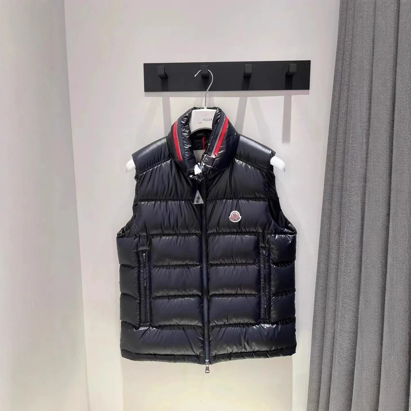 Moncler Vests Glossy quilted stand-collar down vest with contrast-trimmed collar image 3