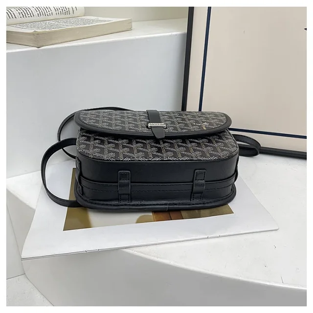Goyard Crossbody Bags Saddle bag with Goyardine chevron print product detail image 17
