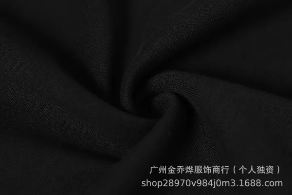 Design Script Logo Embellished Black T-Shirt - 14