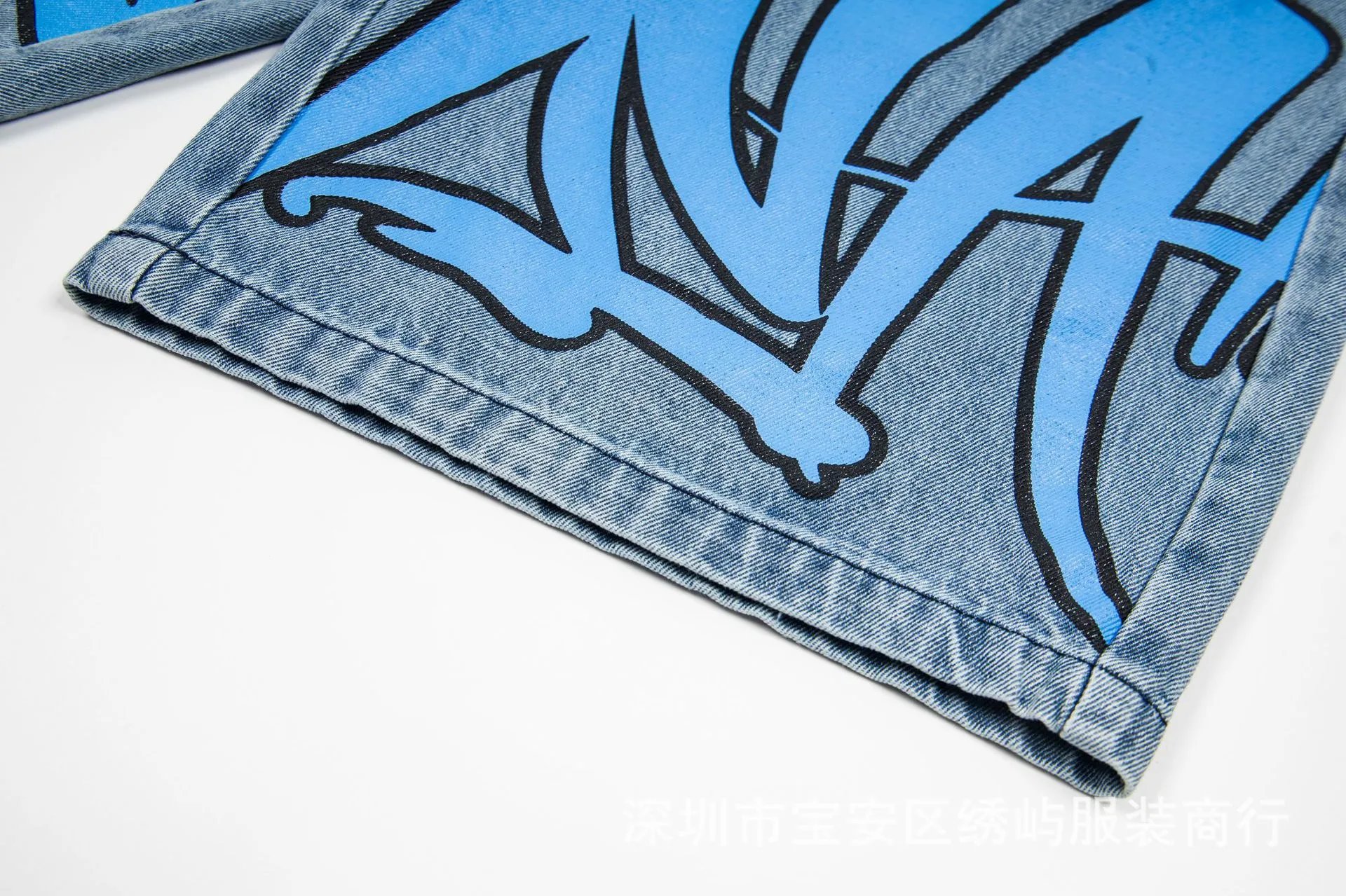 Design Graffiti Logo Black Denim Shorts - 6