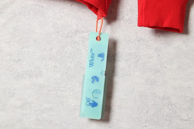 Off-White Hoodies & Sweatshirts Melting Arrow Graphic Hoodie product detail image 9
