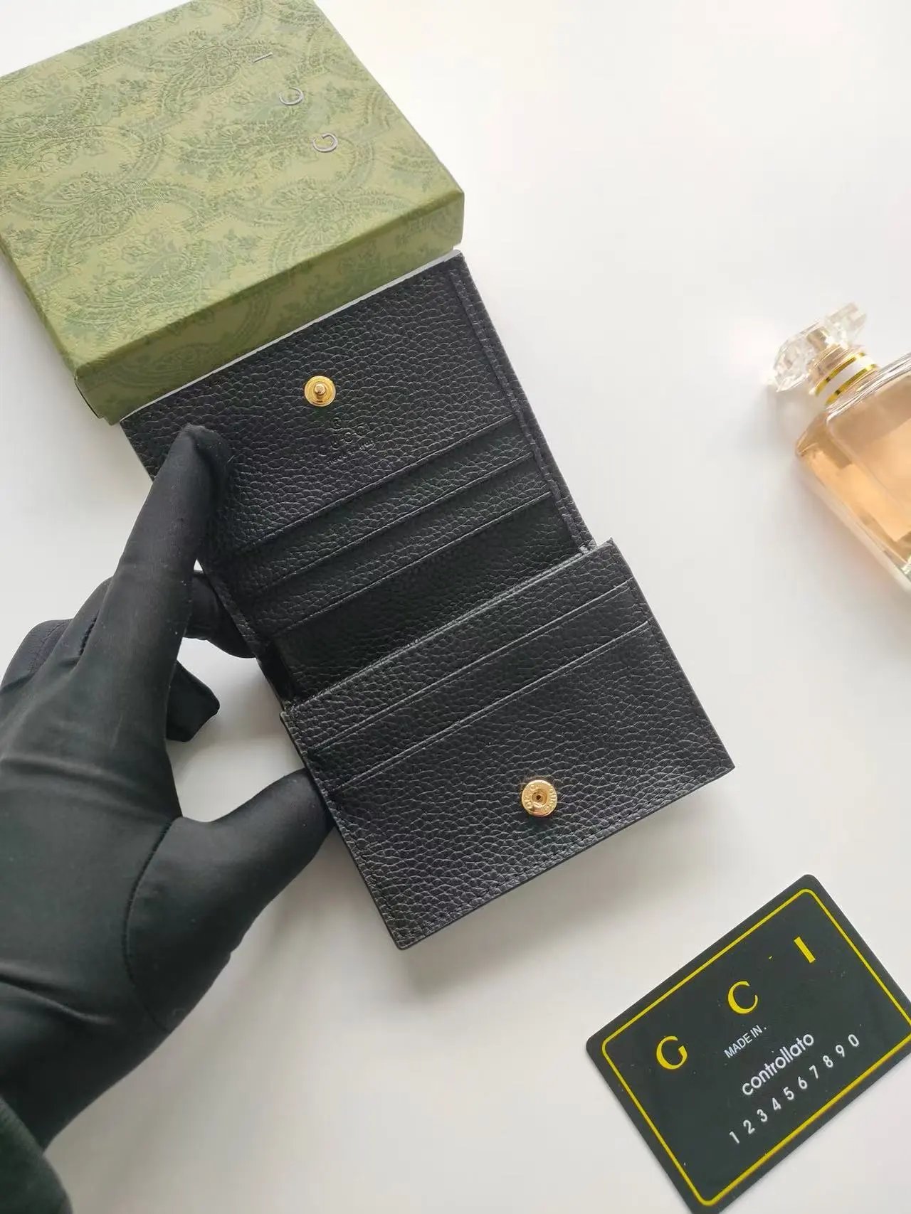 Gucci GG Marmont Mini Wallet Beige and Black Leather Wallet Short Wallet - 9
