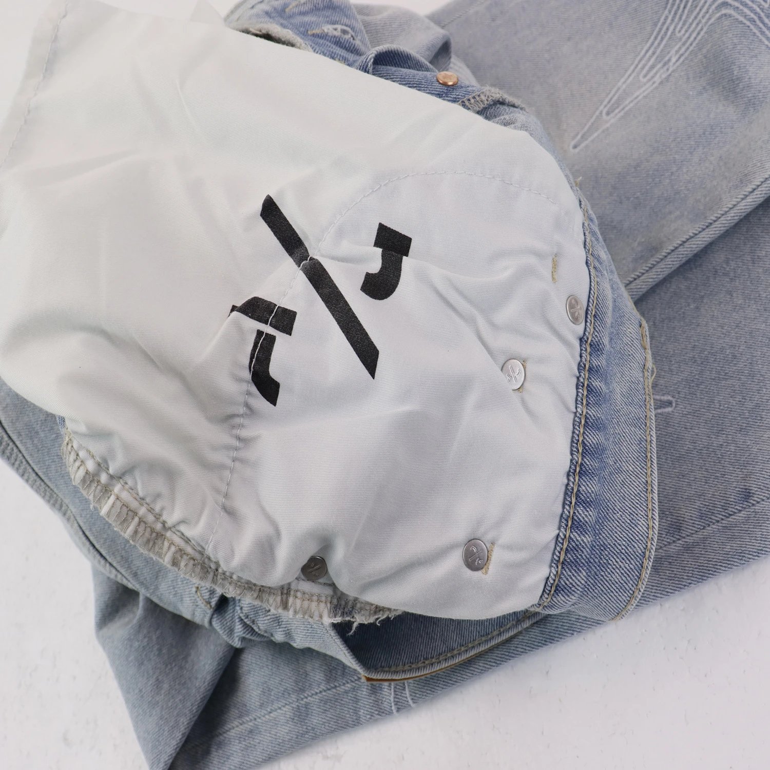 Purple Brand Star Embroidered Light Wash Jeans - 9
