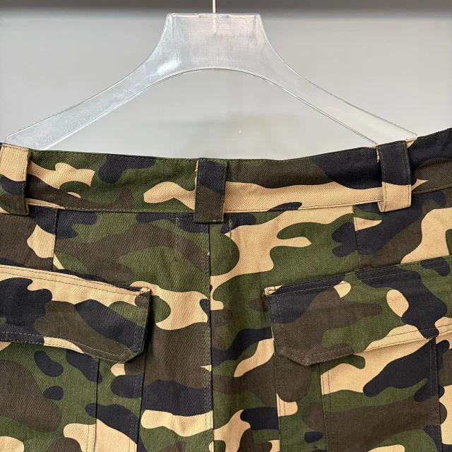 Mixed Emotion Shorts Camouflage Patch Cargo product detail image 6