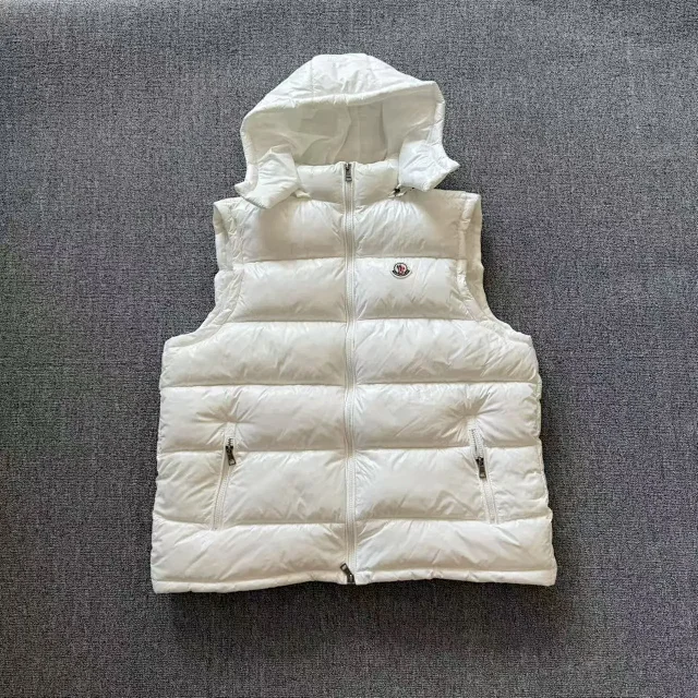 Moncler Vests Hooded Quilted Puffer Vest product detail image 6