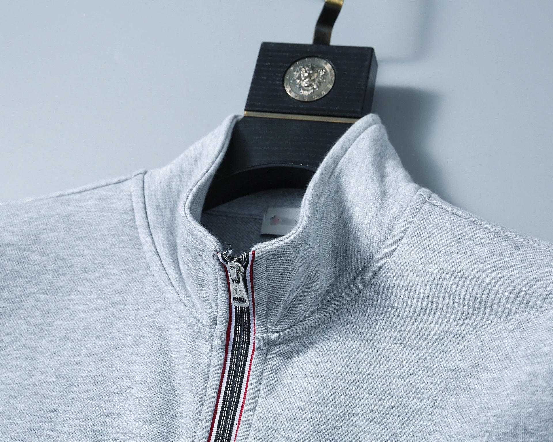 Design All-Over Logo Print Black Hoodie and Sweatpants Set - 4