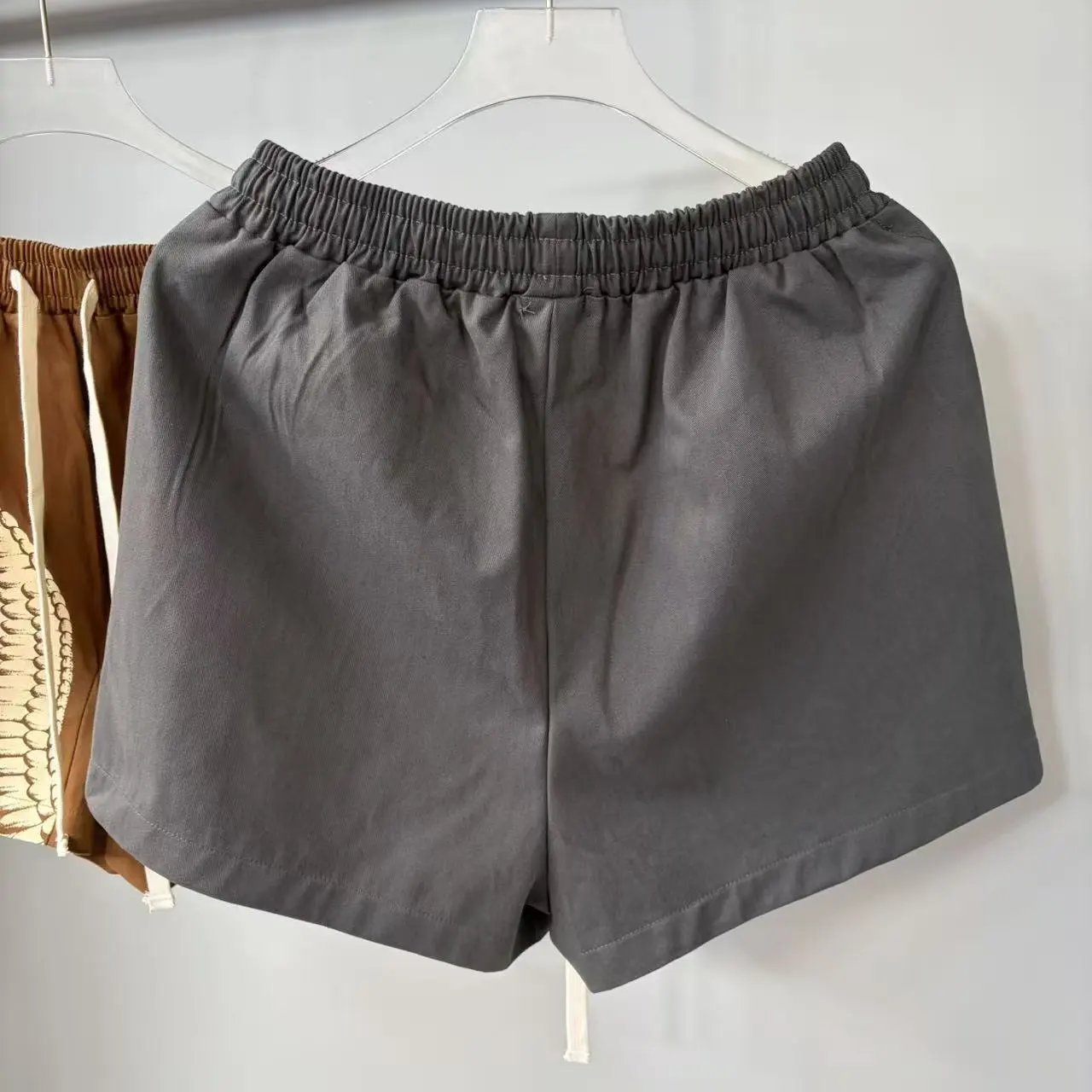 Design Emotional Closet Wing Print Drawstring Shorts Brown and Black Shorts - 11