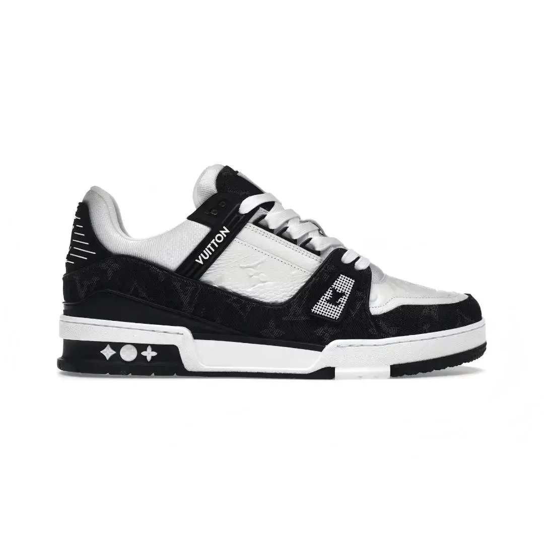 WhiteBlack