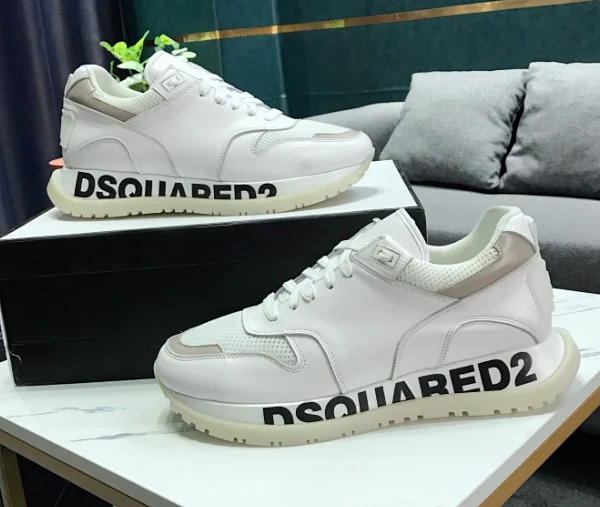 DSQUARED2 Sneakers Low-Top Logo-Print product detail image 1