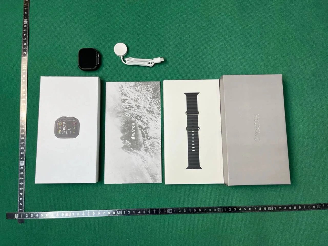 Apple Watch Series 9 / Ultra 2 / Series 10 (Please contact WhatsApp: +85264813501 for size recommendations)
