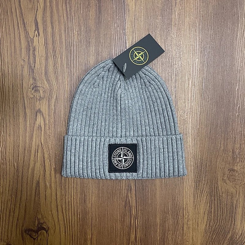 Stone Island Winter Knit Beanie photo 4