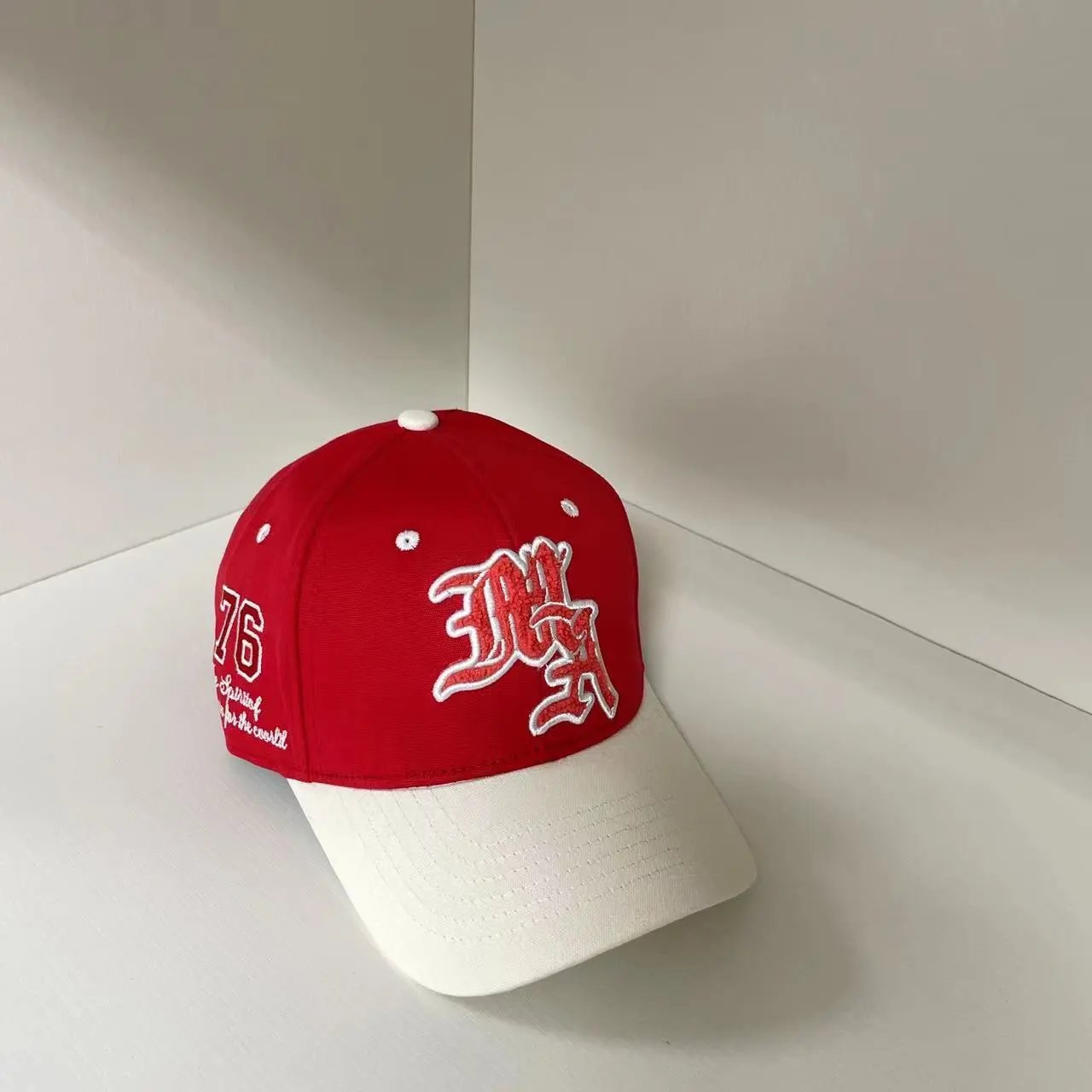 Design Gothic Script Embroidered Two-Tone Baseball Cap - 5