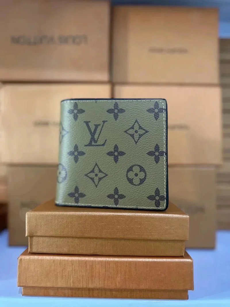 Classic Fashion Wallet photo 6