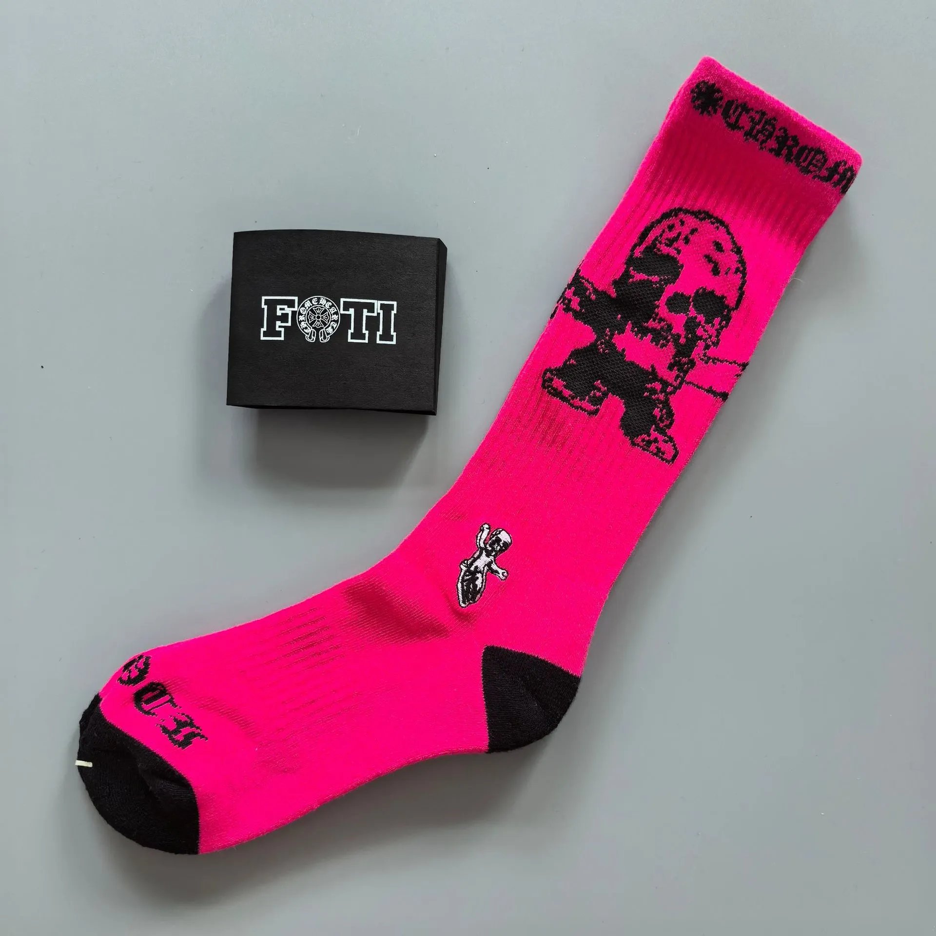 Chrome Hearts Socks Graphic Crew — 28