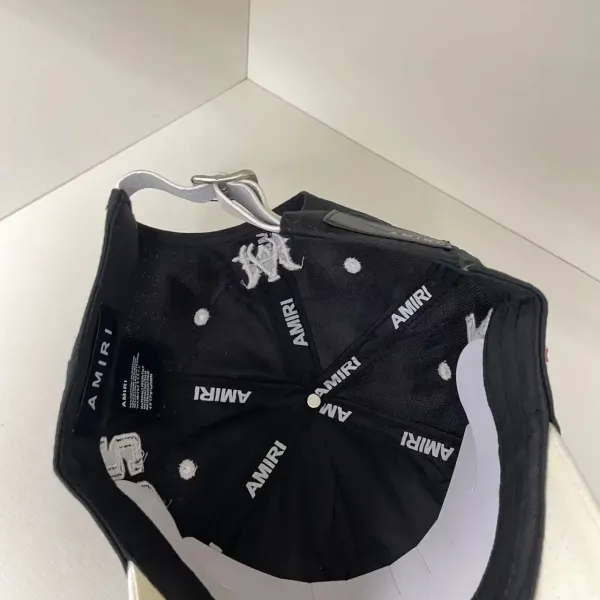 Design Gothic Script Embroidered Two-Tone Baseball Cap - 19