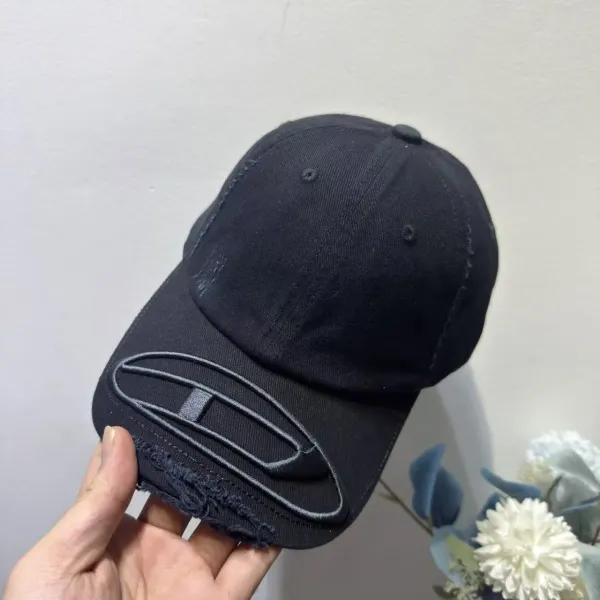 Champion Distressed Logo Baseball Cap Gray - 10