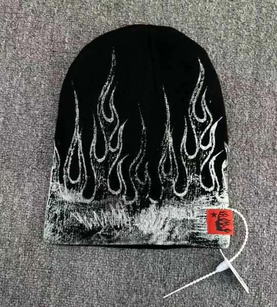 Hellstar Flame Print Beanie Black / White - 1