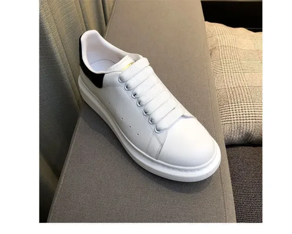 Alexander McQueen Oversized Sole White Sneakers Chunky Sneakers - 14