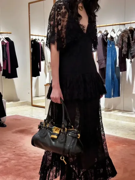 Chloé Paddington Black Leather Handbag with Gold Hardware - 10