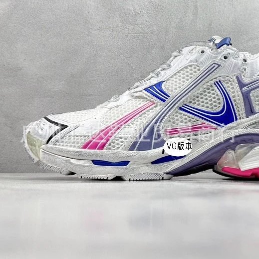 VG Version Sneakers - 28/28