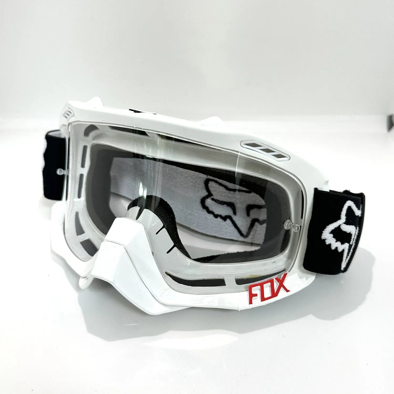 FOX white frame clear (free glasses bag with anti-fog wipes)