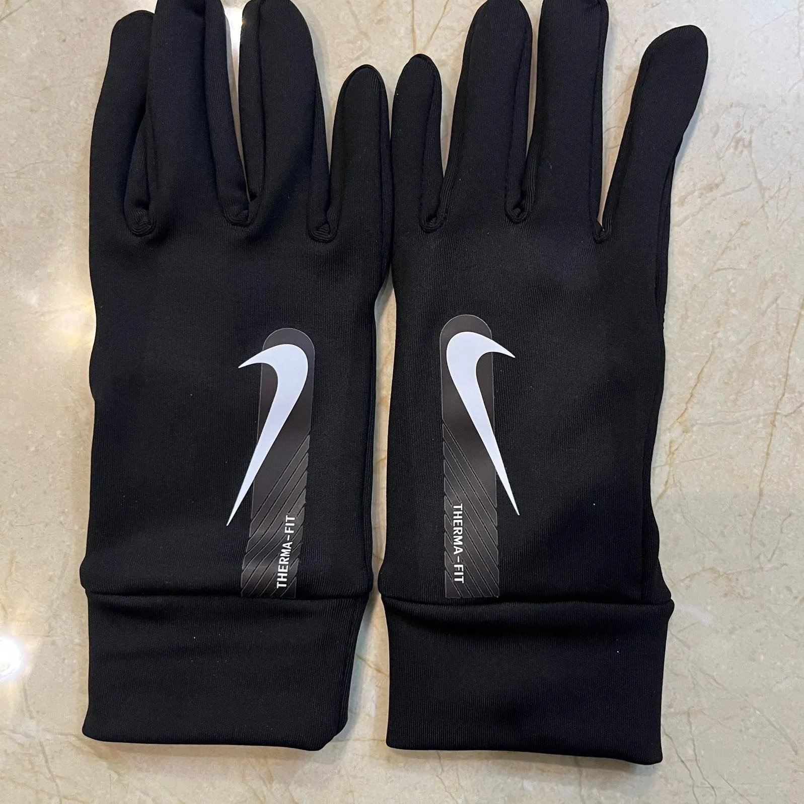 Black (Size M)