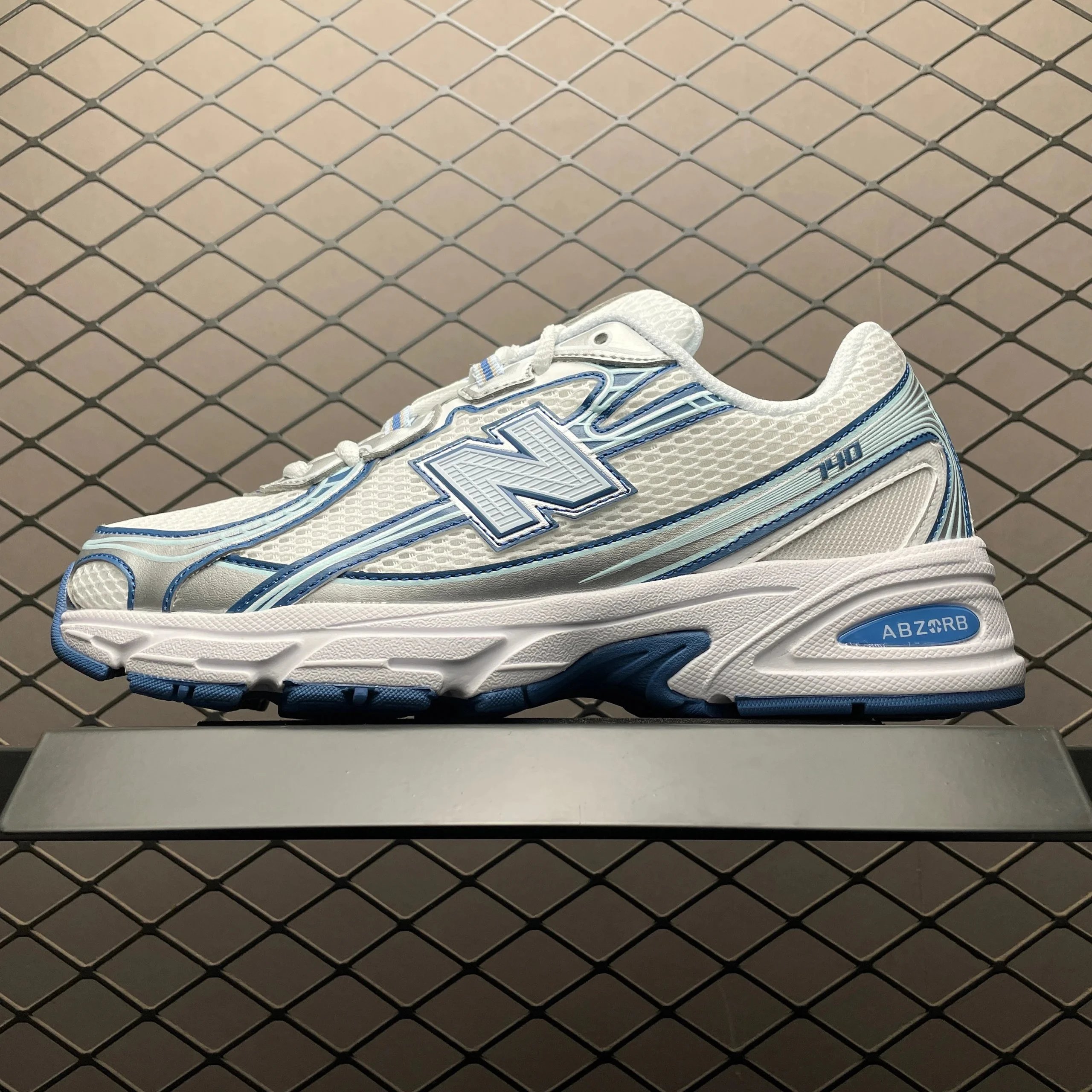 740LB2 SKU image
