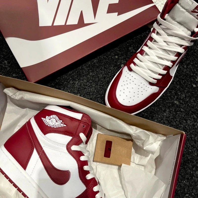 Air Jordan 1 High OG 'Olive' Sneakers Basketball Shoes product detail 2 in Litbuy spreadsheet finds