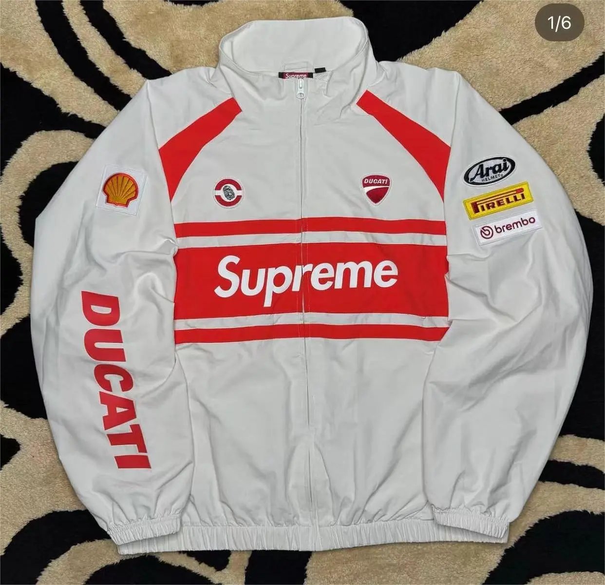 Supreme Hoodies & Sweatshirts Hooded Sweatshirt — D427 White