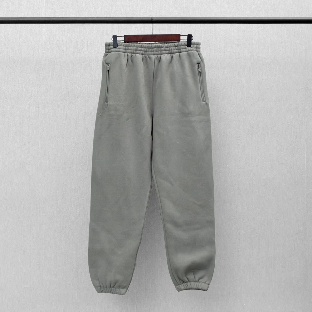 Fleece-Lined Sweatpants photo 2