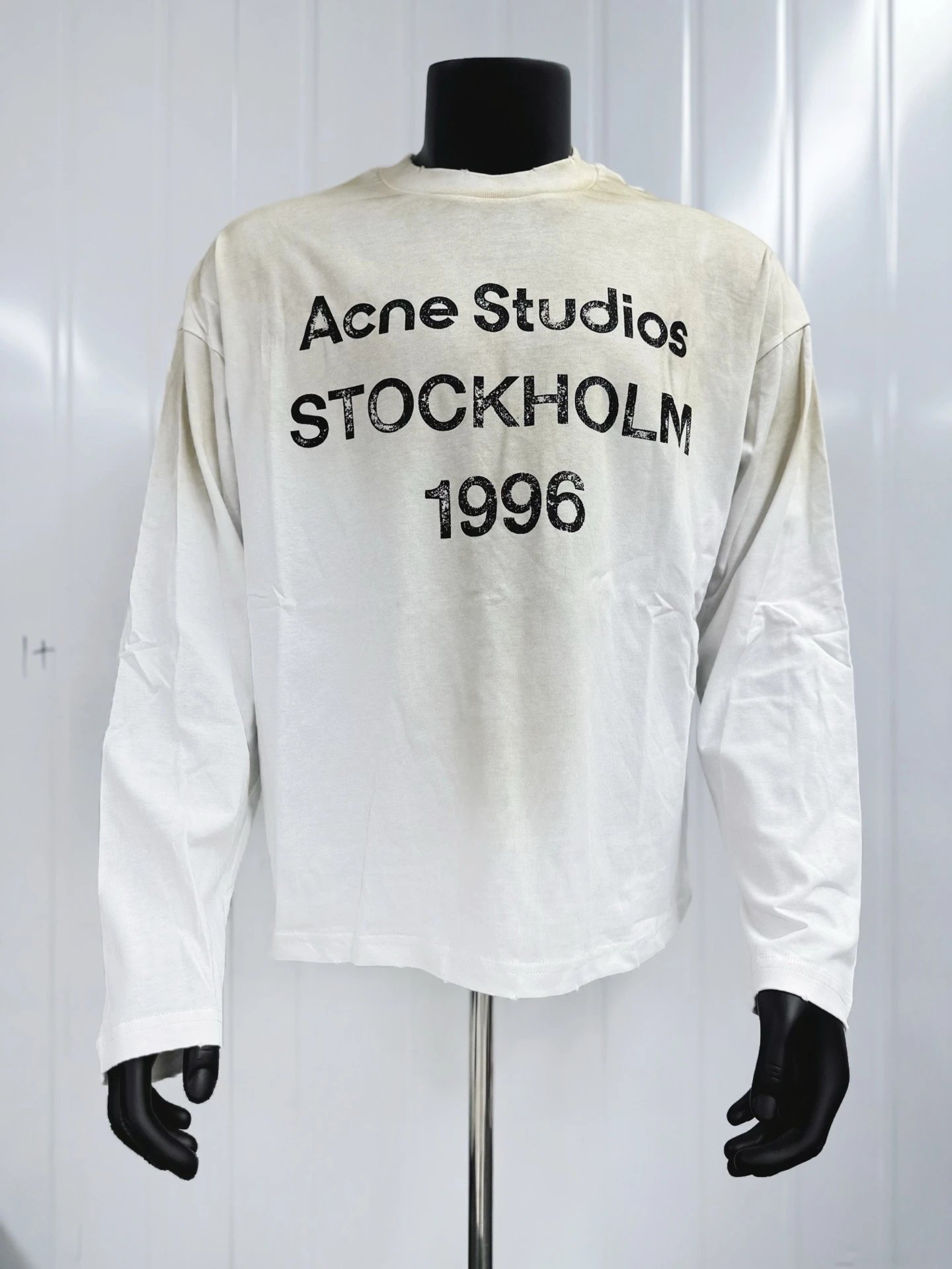 Acne Studios Acne Studios Stockholm 1996 Cream Long-Sleeve T-Shirt Cream