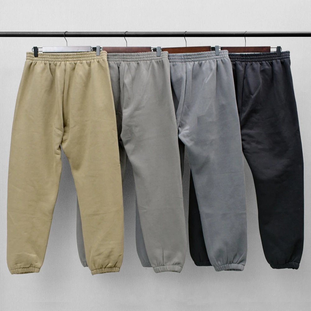 Fleece-Lined Sweatpants photo 7