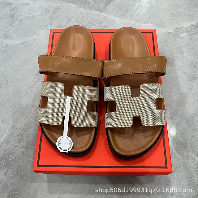Unbranded Sandals H-cutout upper with adjustable strap product detail image 2