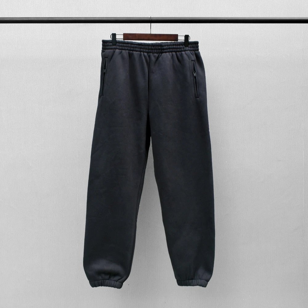 Fleece-Lined Sweatpants photo 3