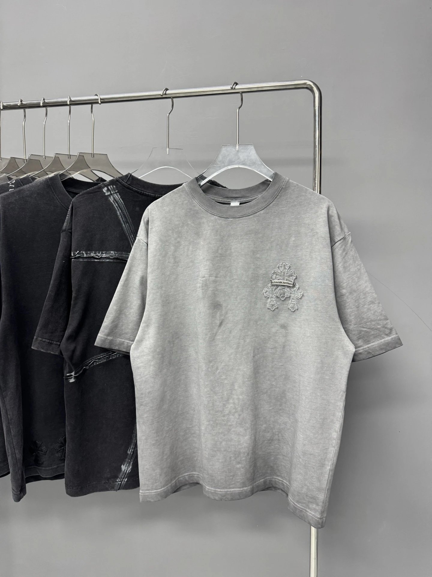 01 Washed Gray