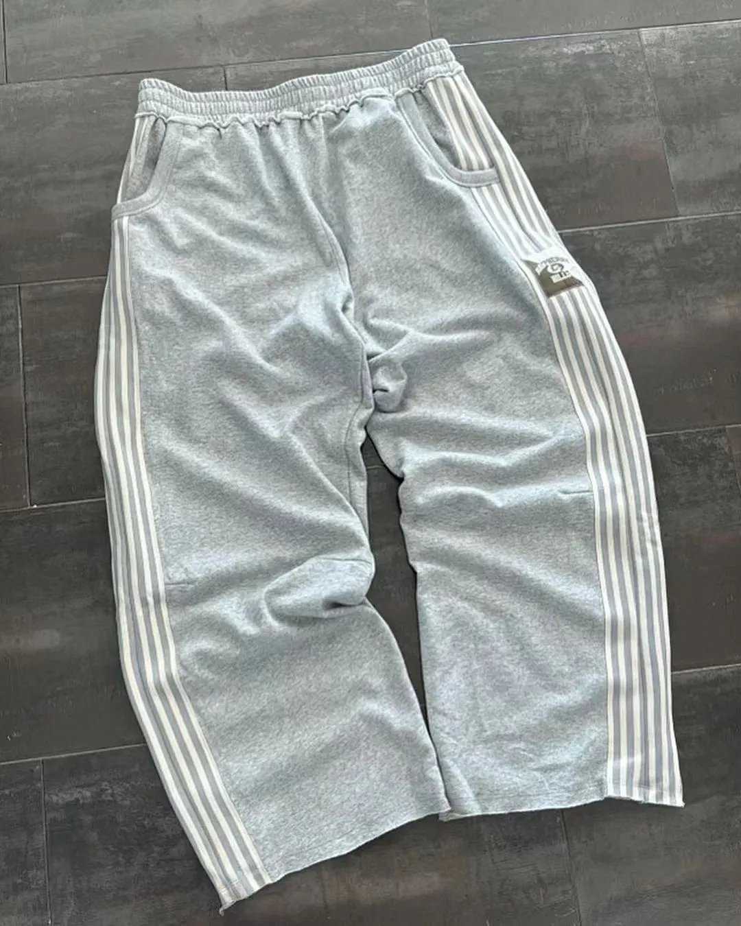 Adidas Originals Track Pants Gray with White Stripes Sweatpants product detail 4 in Litbuy spreadsheet finds