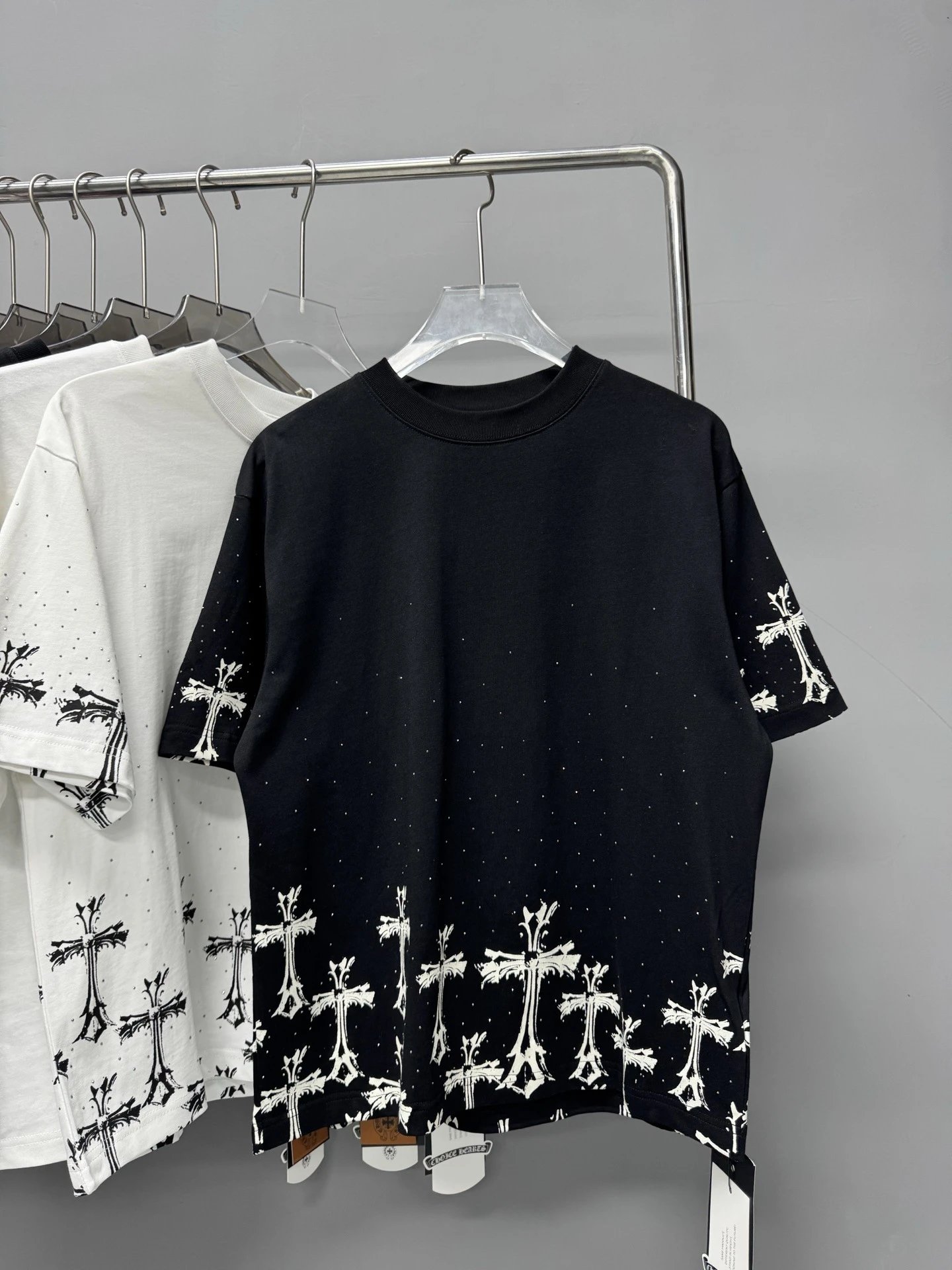 022 Black