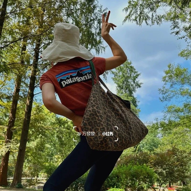 Patagonia P-6 Logo Responsibili-Tee Burgundy T-Shirt - 7