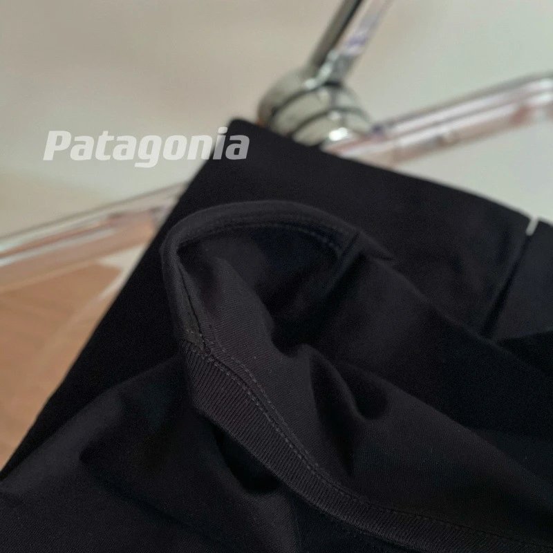 Patagonia P-6 Logo Responsibili-Tee Burgundy T-Shirt - 22