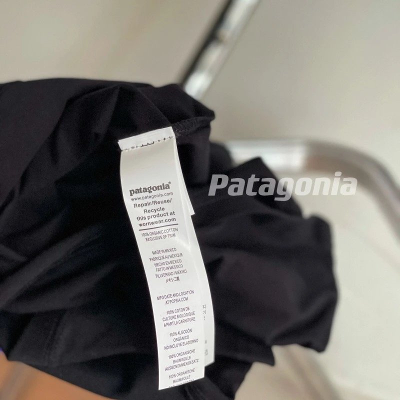 Patagonia P-6 Logo Responsibili-Tee Burgundy T-Shirt - 21