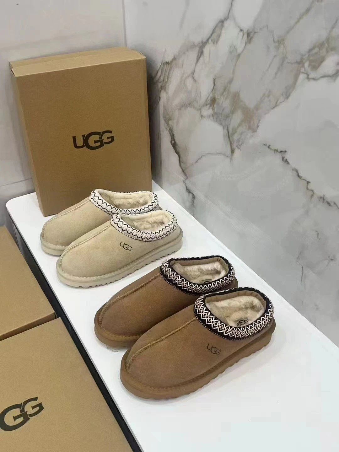 UGG Tasman Shearling Slippers Brown product detail 2 in Litbuy spreadsheet finds