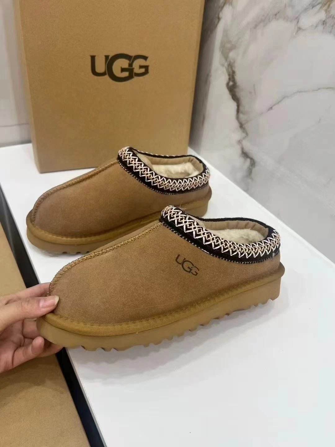 UGG Snow Boots Ethnic Style Thick Wool Sole Warm Slippers photo 7