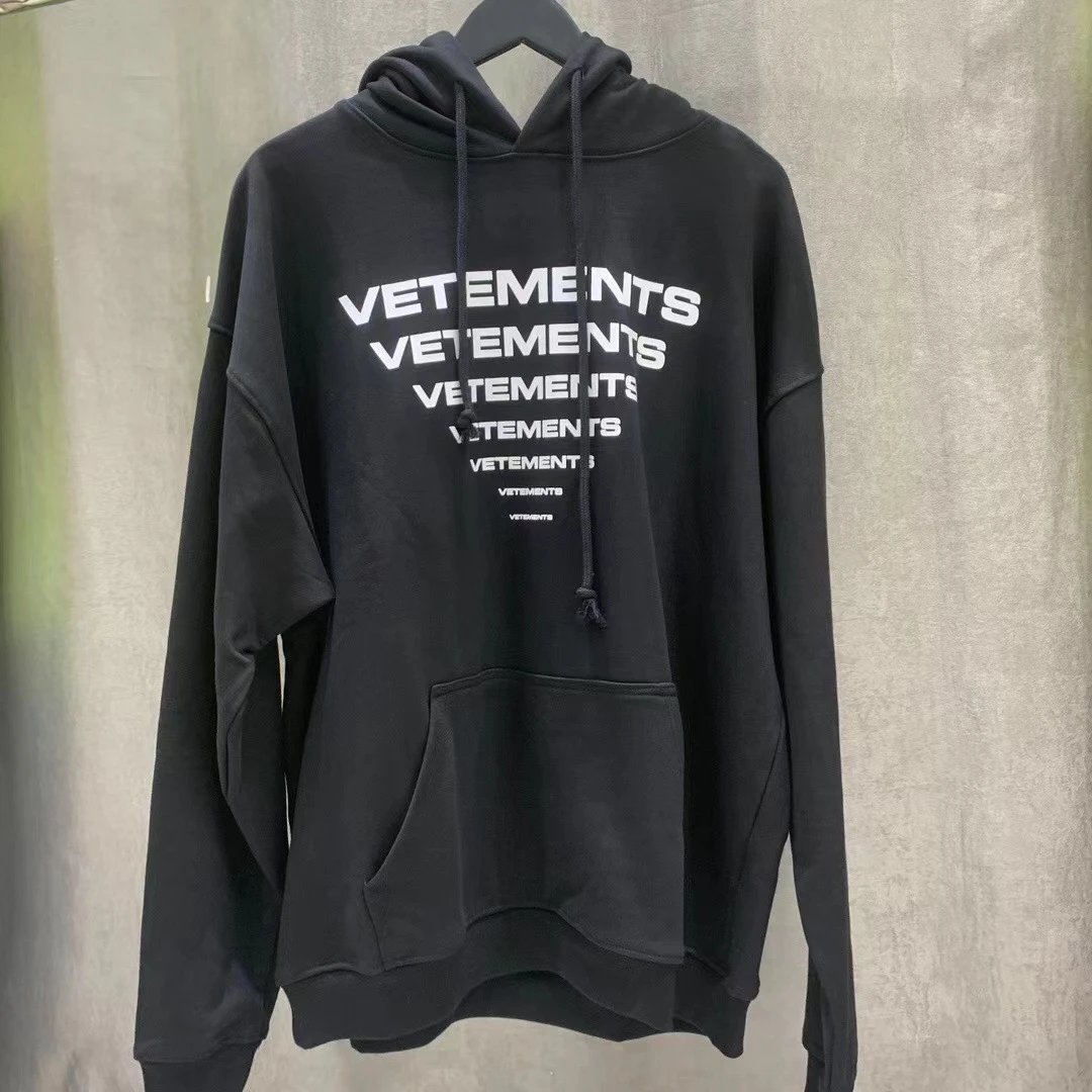 Vetements Vetements Oversized Hoodie in Black Black