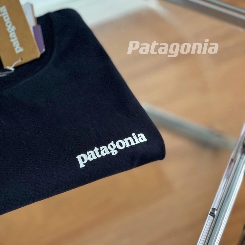 Patagonia P-6 Logo Responsibili-Tee Burgundy T-Shirt - 24