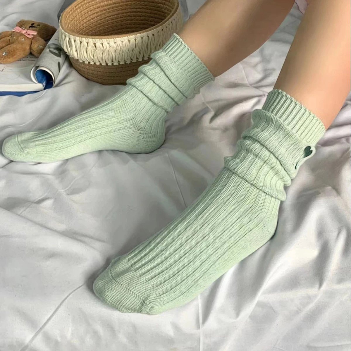 Design Ribbed Heart Embroidery Yellow Socks product detail 2 in Litbuy spreadsheet finds
