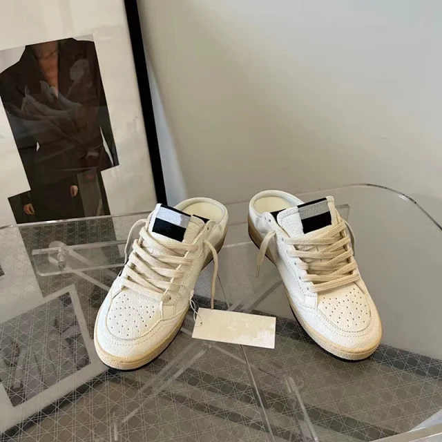 Unbranded Sneakers Distressed low-top with star appliqué product detail image 10