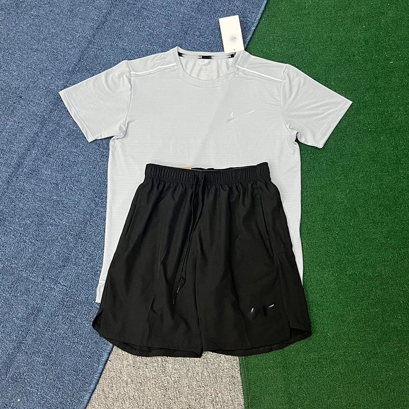 Crystal Stripe Gray + 218 Black