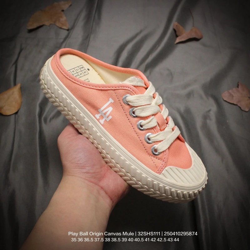 MLB Slippers Play Ball Origin Canvas Mule image 10