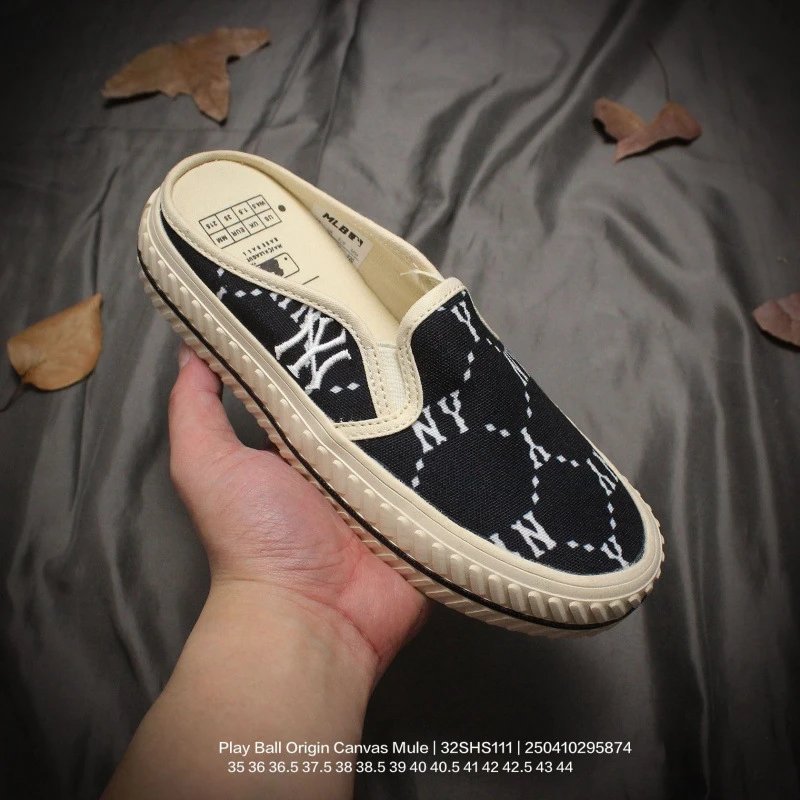 MLB Slippers Play Ball Origin Canvas Mule — Figure 18
